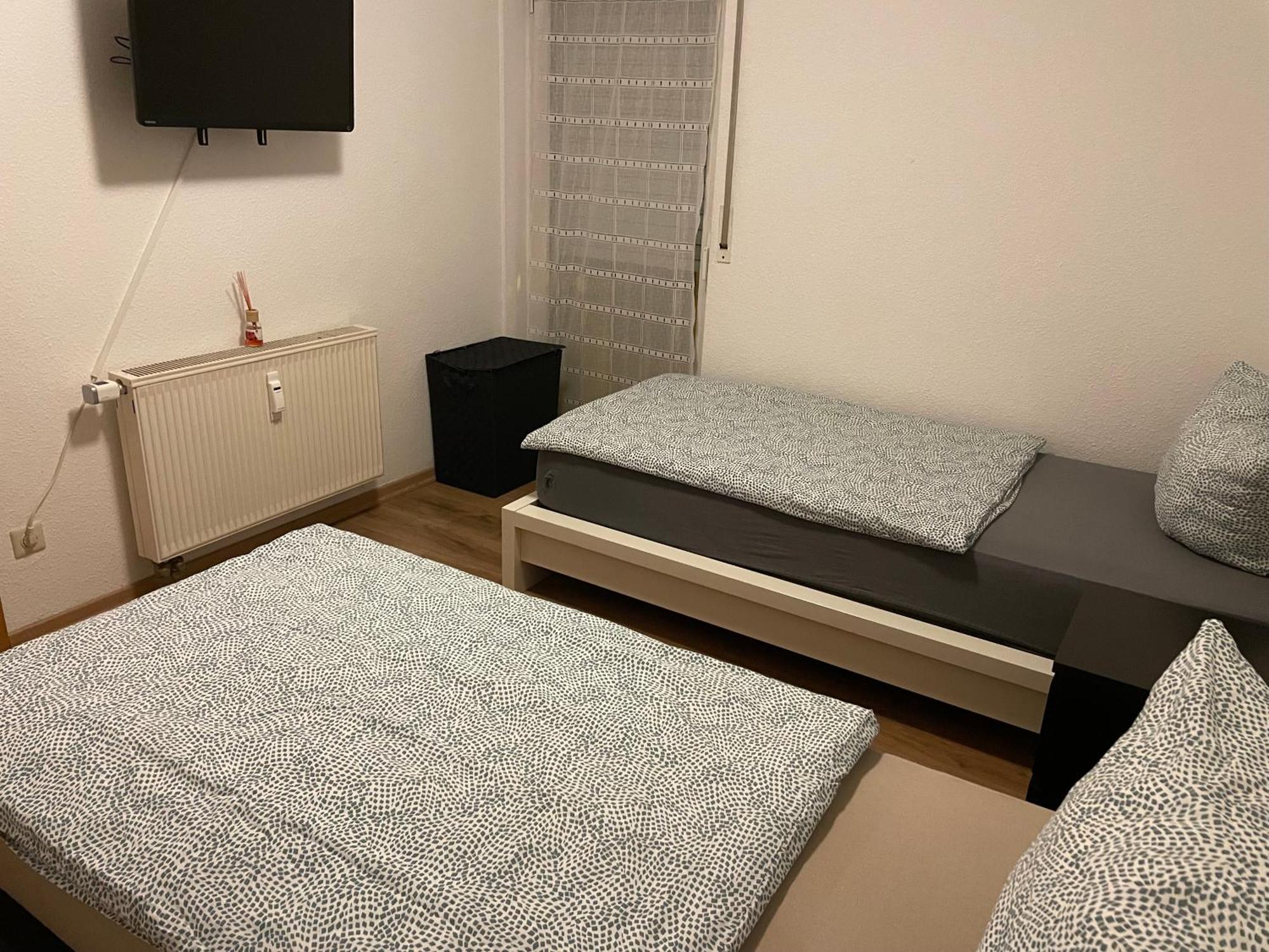 Ferienwohnung Mit 2 Zimmer, Kueche, Bad, In Saarbruecken Exterior photo