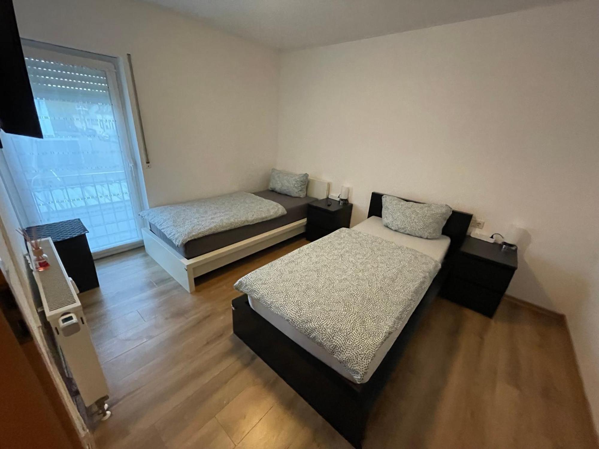 Ferienwohnung Mit 2 Zimmer, Kueche, Bad, In Saarbruecken Exterior photo